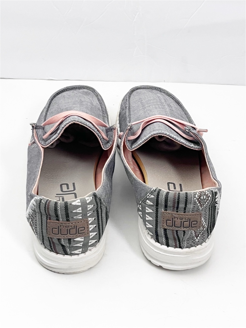 HEY DUDE Wendy Boho Gray Aztec Print Slip On Shoes Size 9 Casual Neutral Comfy - Picture 9 of 11